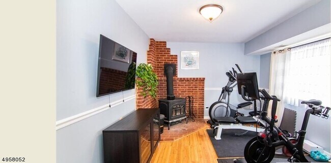 Foto del edificio - 345 Woodruff Ave