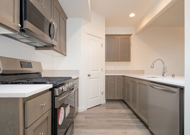 Foto del edificio - Brand New House