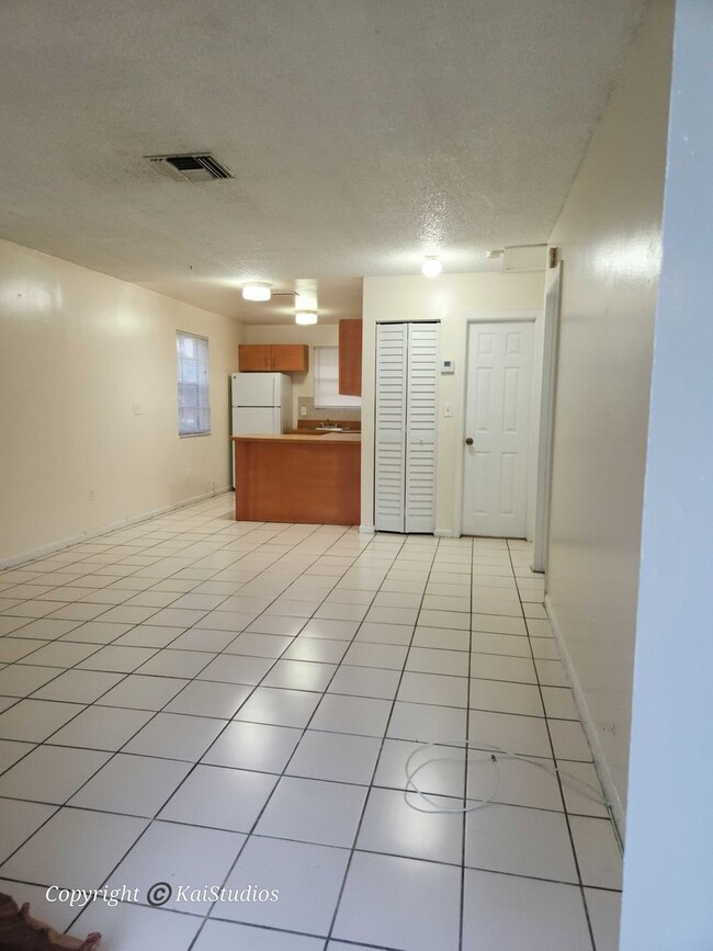 Foto del edificio - Charming 2-Bedroom Home in Fort Lauderdale...