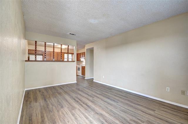 Foto del edificio - 6321 Richland Plaza Dr