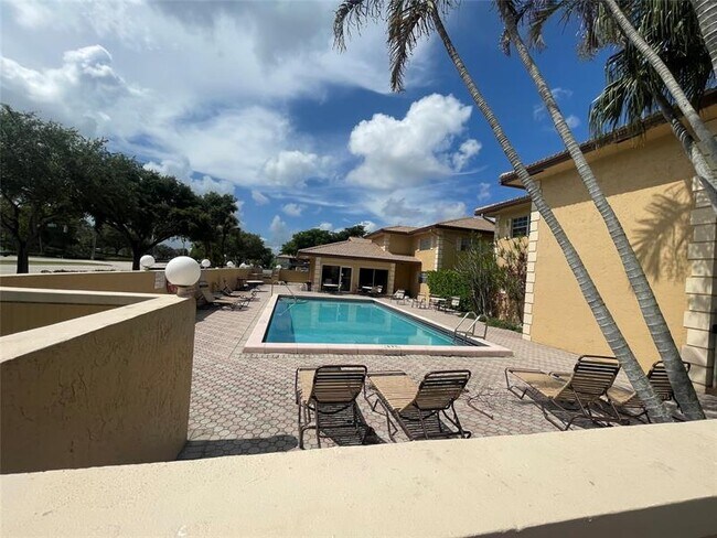 Foto del edificio - 3026 Coral Springs Dr