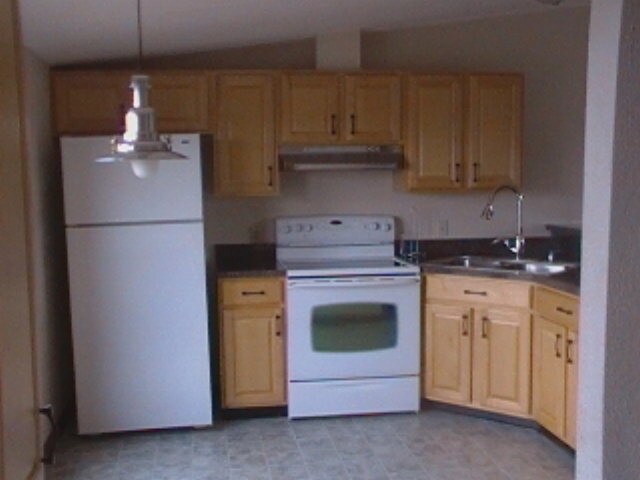 Building Photo - 109 Dolphin Ct