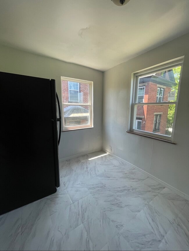 Building Photo - 735 Elberon Ave