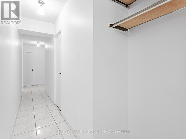 Building Photo - 390 Dixon Rd