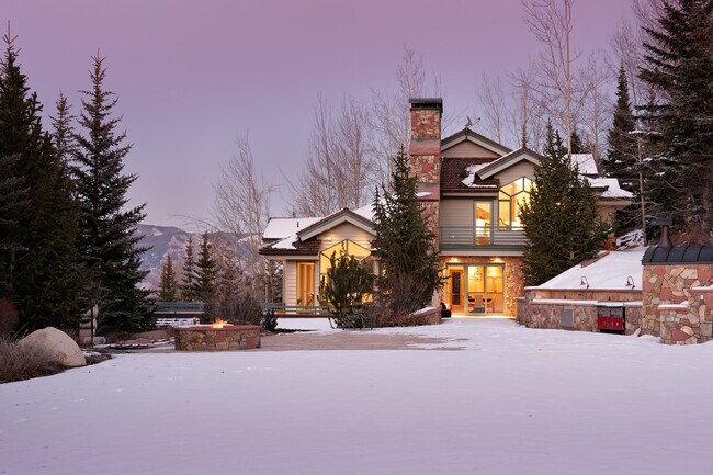 Building Photo - 291 Faraway Rd