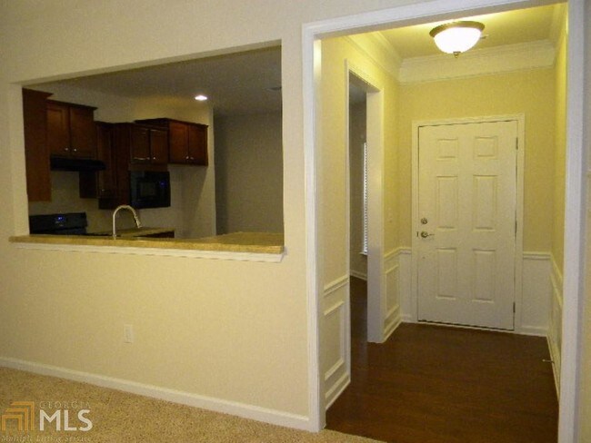 Building Photo - 230 English Ivy Dr
