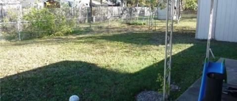 Foto del edificio - 1025 Springwood Dr