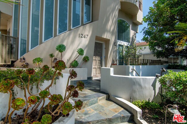 Foto del edificio - 1247 23rd St