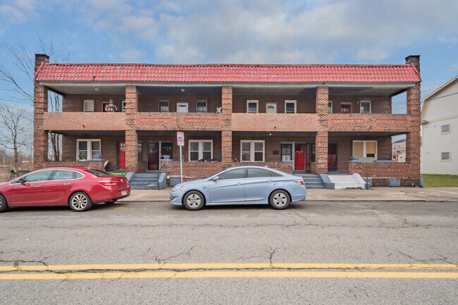 Foto del edificio - 2114 Bedford Ave