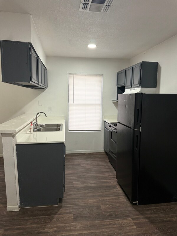 Foto del edificio - 3439 Gateway Dr