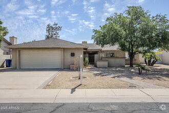 Building Photo - 7707 S Kenwood Ln