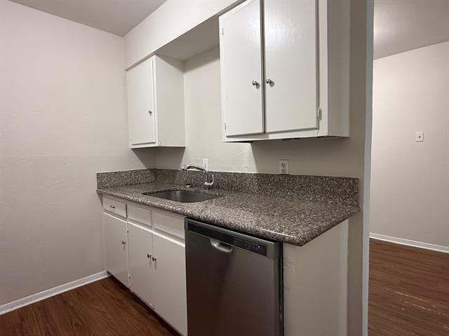 Building Photo - 5004 Live Oak St