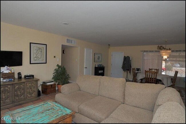 Foto del edificio - 4233 Hampshire Ln