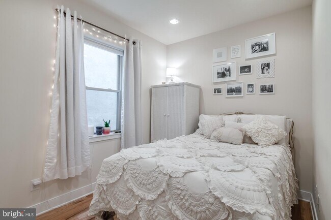 Foto del edificio - 1242 Point Breeze Ave