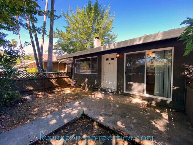 Foto del edificio - Lovely, 2BD/1BA, Condo Available at The Vi...