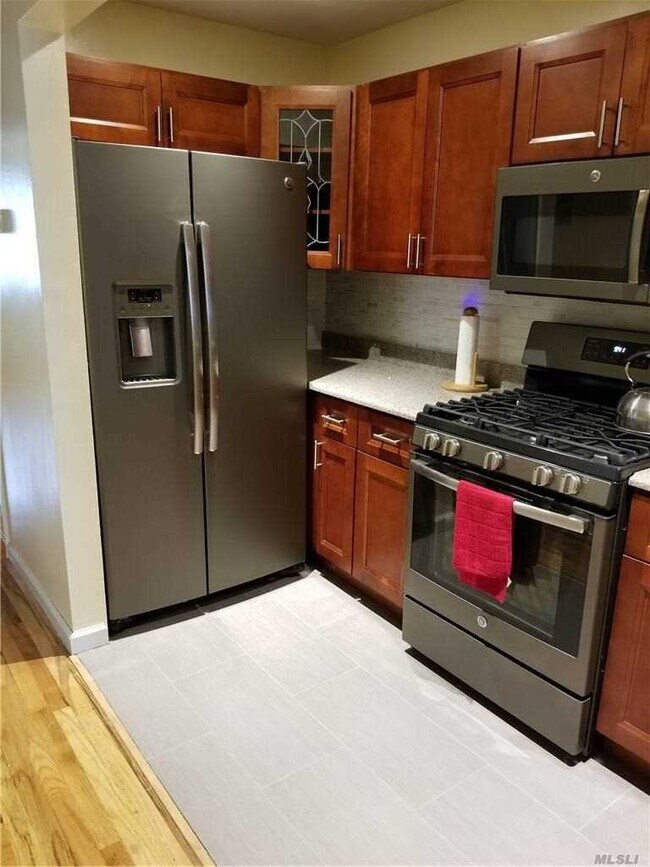 Foto del edificio - 147-49 230th Pl