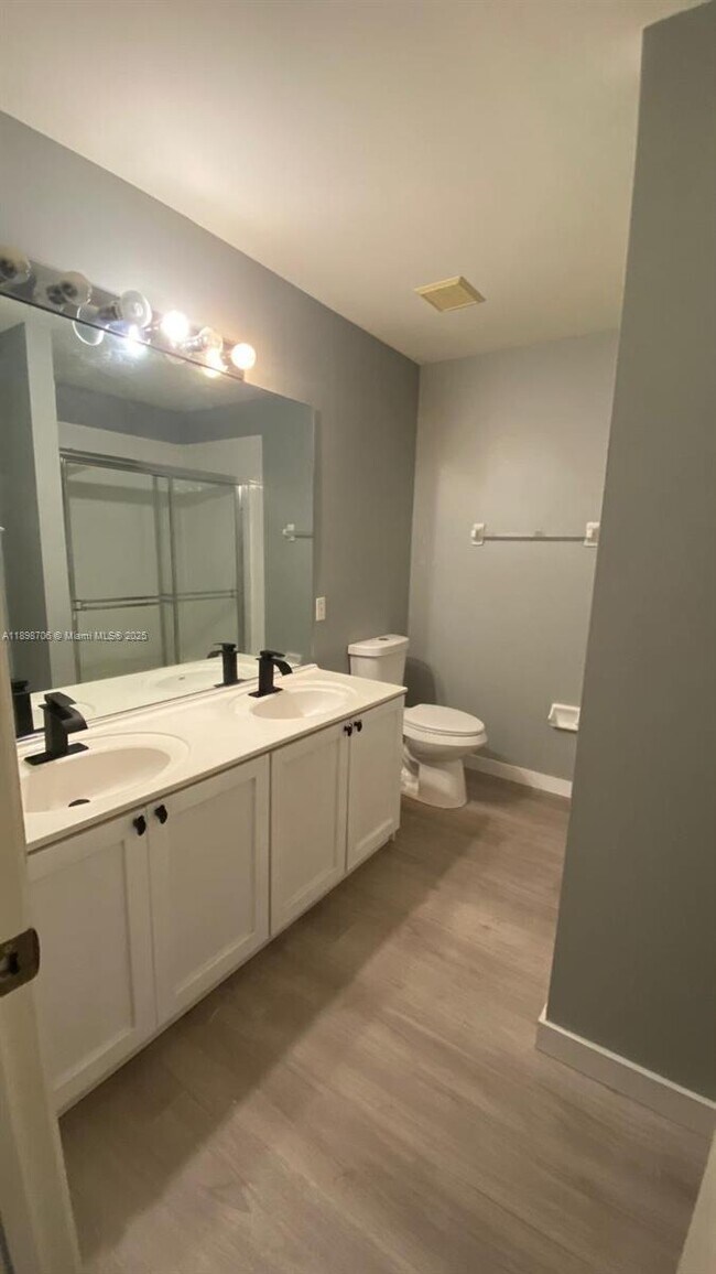 Foto del edificio - 11696 SW 19th St