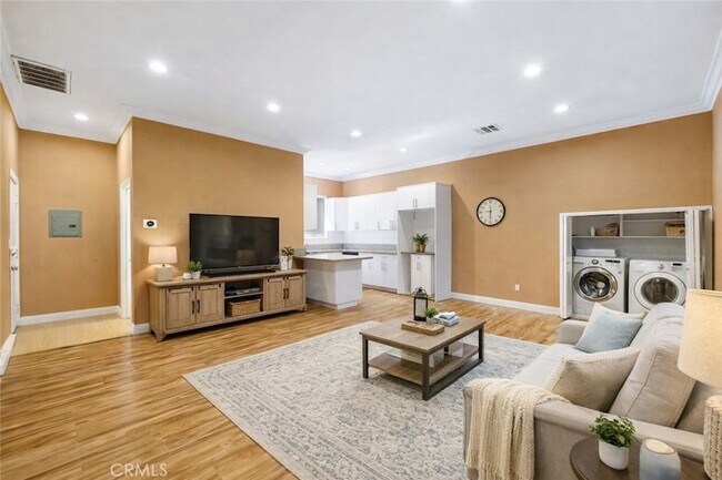 Foto del edificio - 15549 Ludlow St