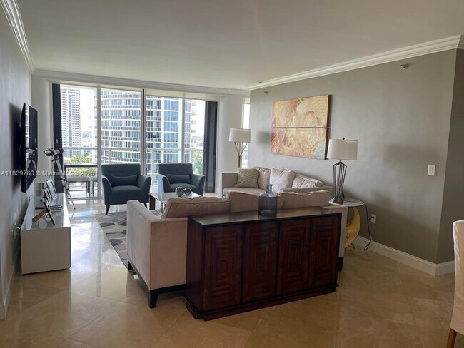 Foto del edificio - 4000 Island Blvd