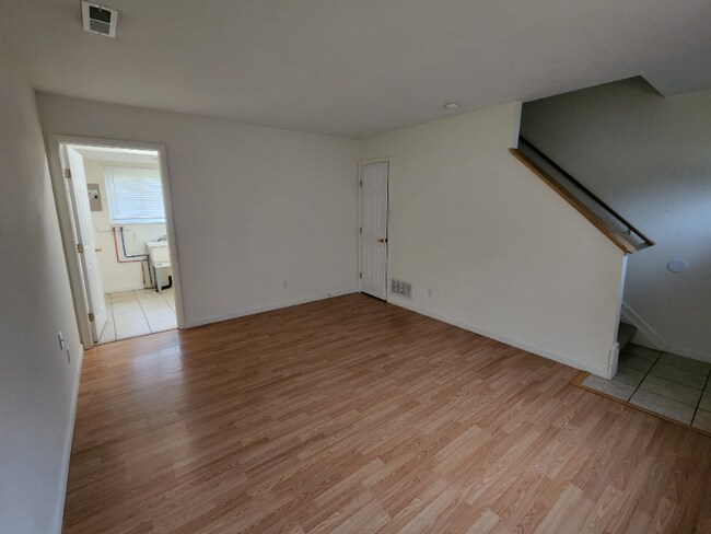 Foto del edificio - 4724 Fishcreek Rd