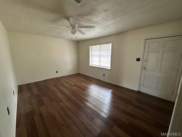 Foto del edificio - 416 St James Church Loop