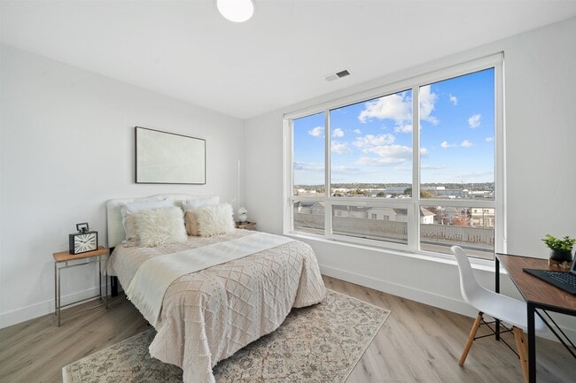 Foto del edificio - 17 Ave E