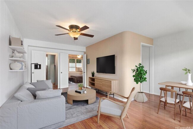 Foto del edificio - Available now! 1BD/1BA/1PKG at Hawaiiana Gardens in Waikiki.