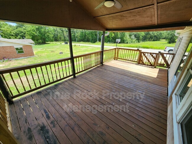 Building Photo - 28428 County Rd 1480
