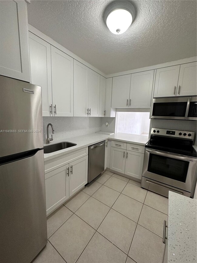 Building Photo - 9972 SW 88th St