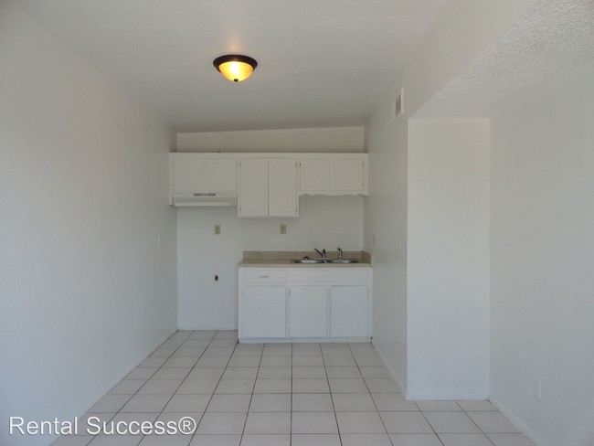 Foto del edificio - 304 4th St
