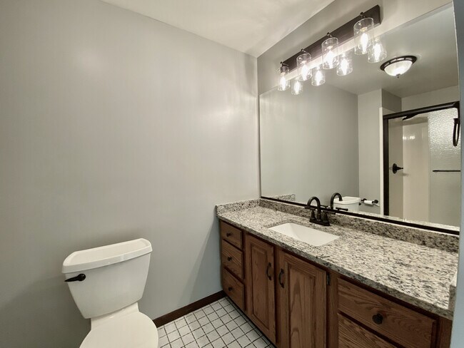 Building Photo - 115 Juniper Drive