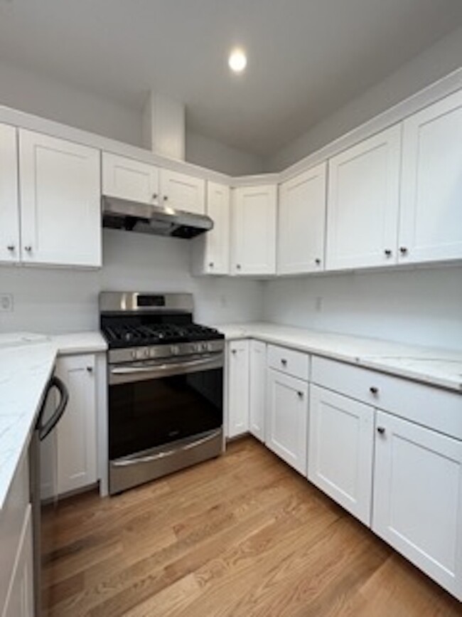 Kitchen - 136 Rockaway Ave