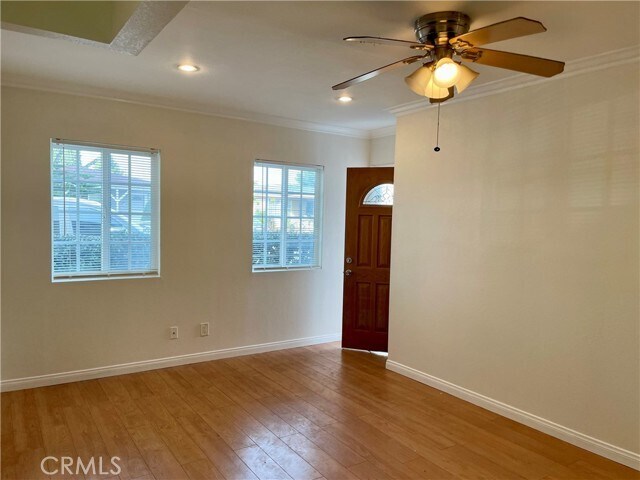 Foto del edificio - 1438 E 59th St