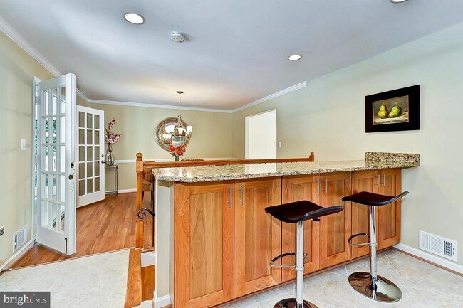 Building Photo - 6208 Nelway Dr