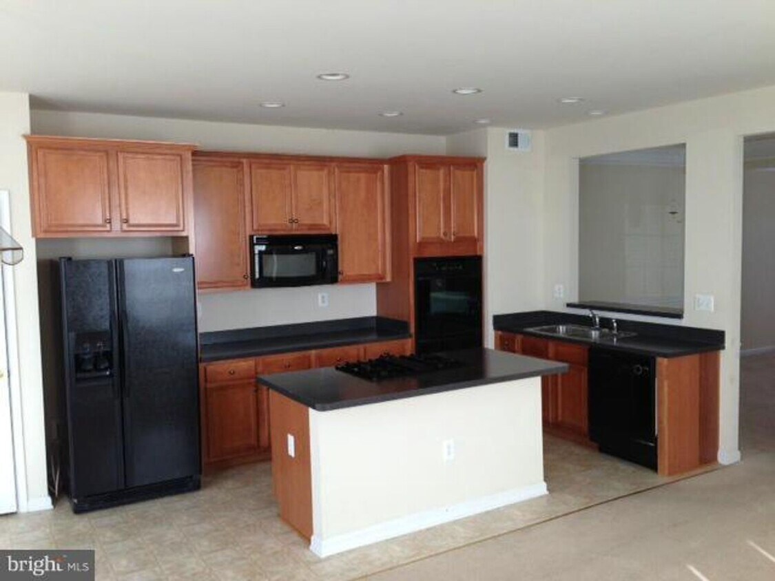 4315 Golden Gate Way, Dumfries, VA 22025 House Rental in Dumfries, VA