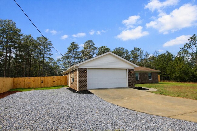 Foto del edificio - 4052 Randi Rd