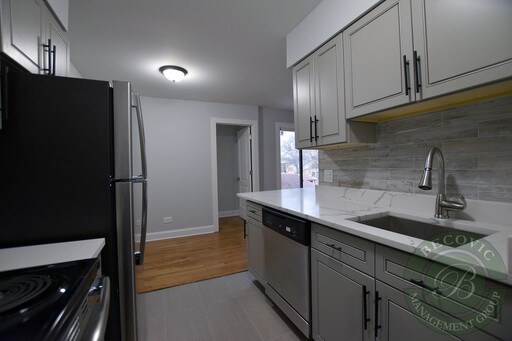 Foto principal - 7545 N Winchester Ave