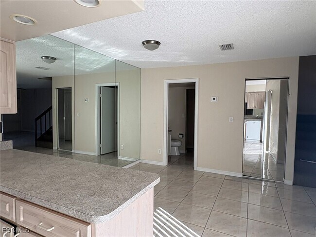 Building Photo - 1710 Park Meadows Dr