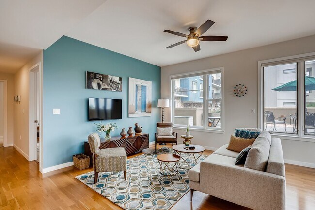 Foto del edificio - 2BDR Condo w/ AMAZING private patio & amenities!