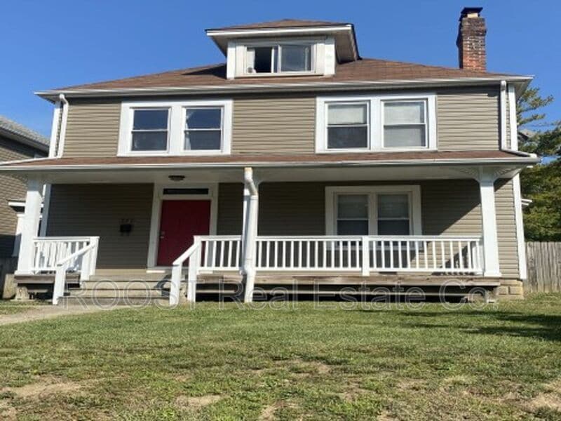 Foto principal - 372 E 13th Ave