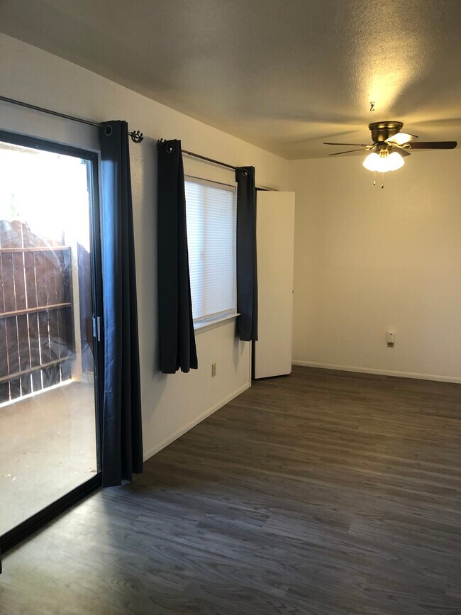 903 Country Club Dr SE Unit D, Rio Rancho, NM 87124 Condo for Rent in