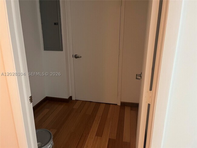 Foto del edificio - 1800 N Bayshore Dr
