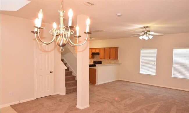 Building Photo - 6702 Albion Cresent Dr