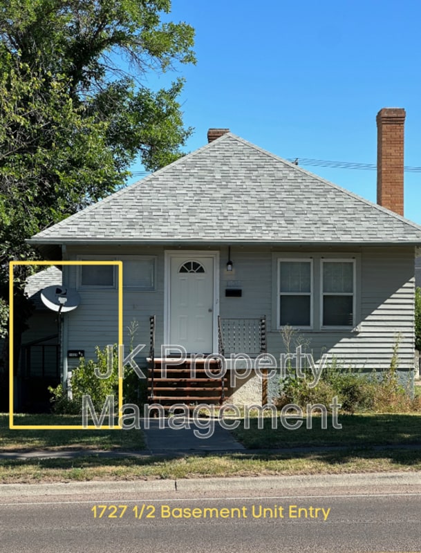 Building Photo - 1727 8th Ave N