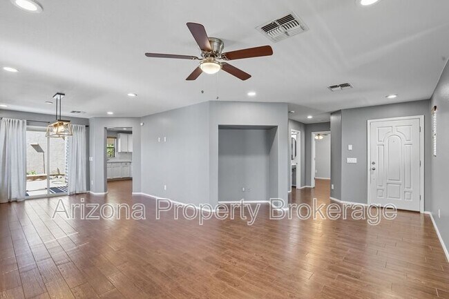 Foto del edificio - 2258 S Buckaroo Trail