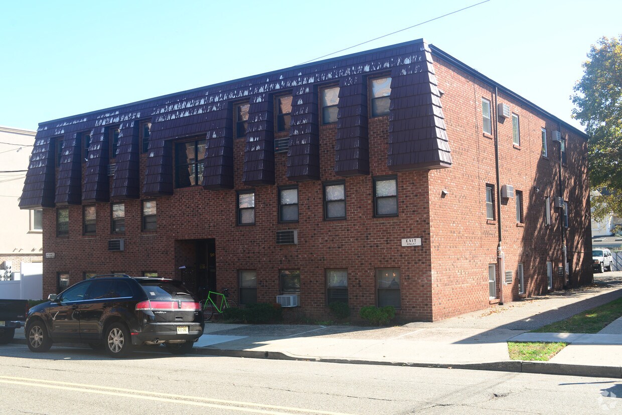 Foto principal - 280 Stuyvesant Ave