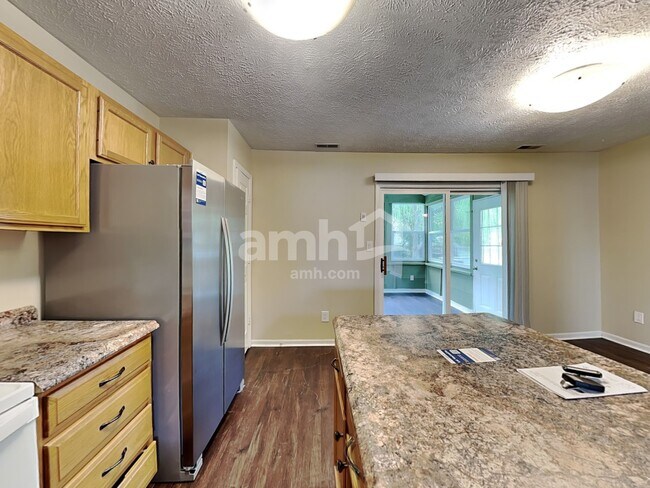 Building Photo - 10094 Plantana Blvd