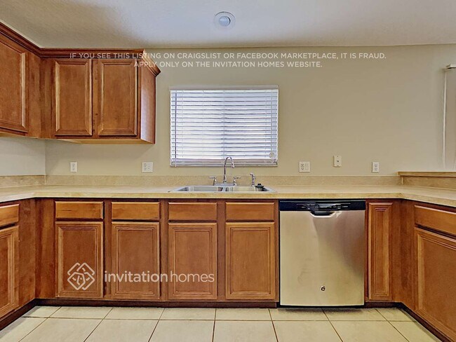 Foto del edificio - 3411 Goldeneye Ln