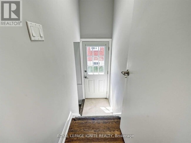 Building Photo - 106 Gilroy Dr