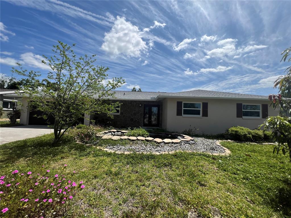 Foto principal - 2372 Abscott St